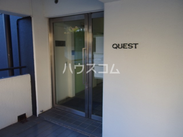 21/30 エントランス