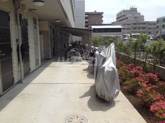 20/28 エントランス