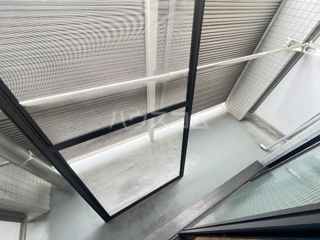 17/29 バルコニー