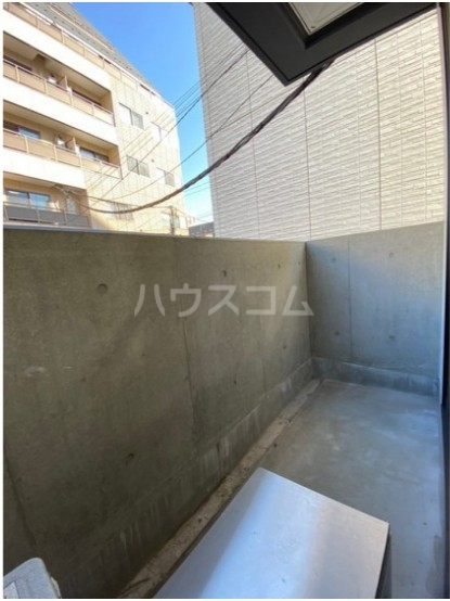 16/22 バルコニー