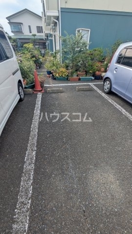 2/2 駐車場
