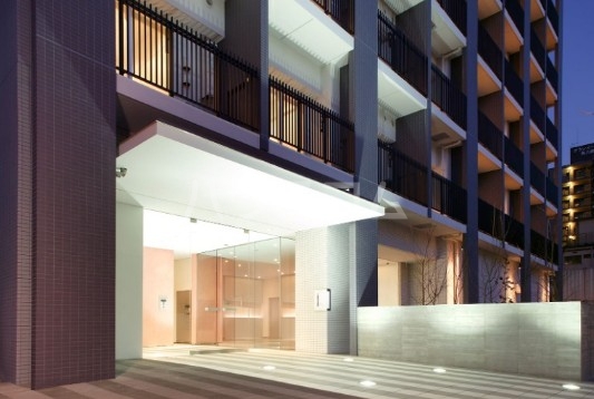 19/28 エントランス