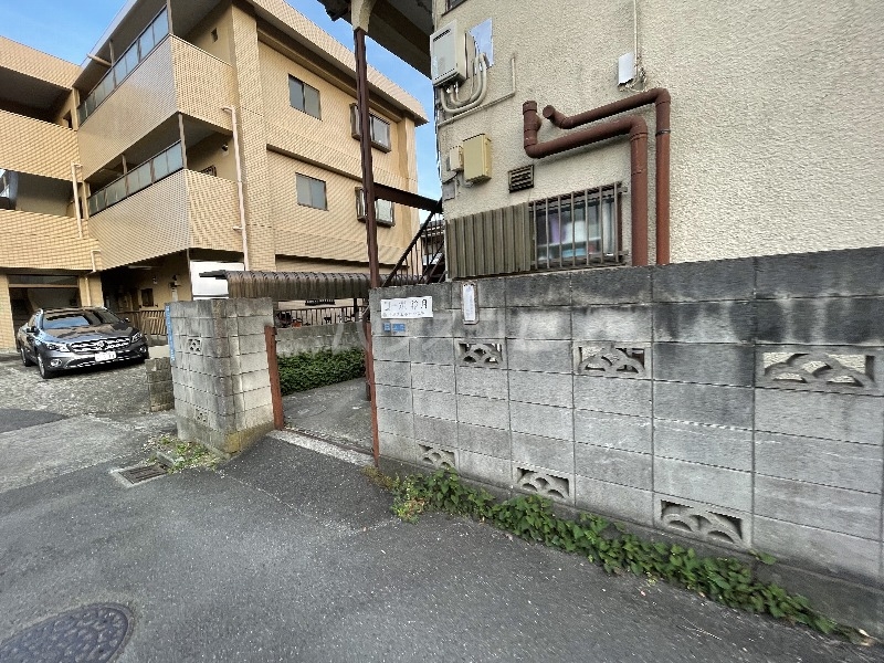 17/18 エントランス