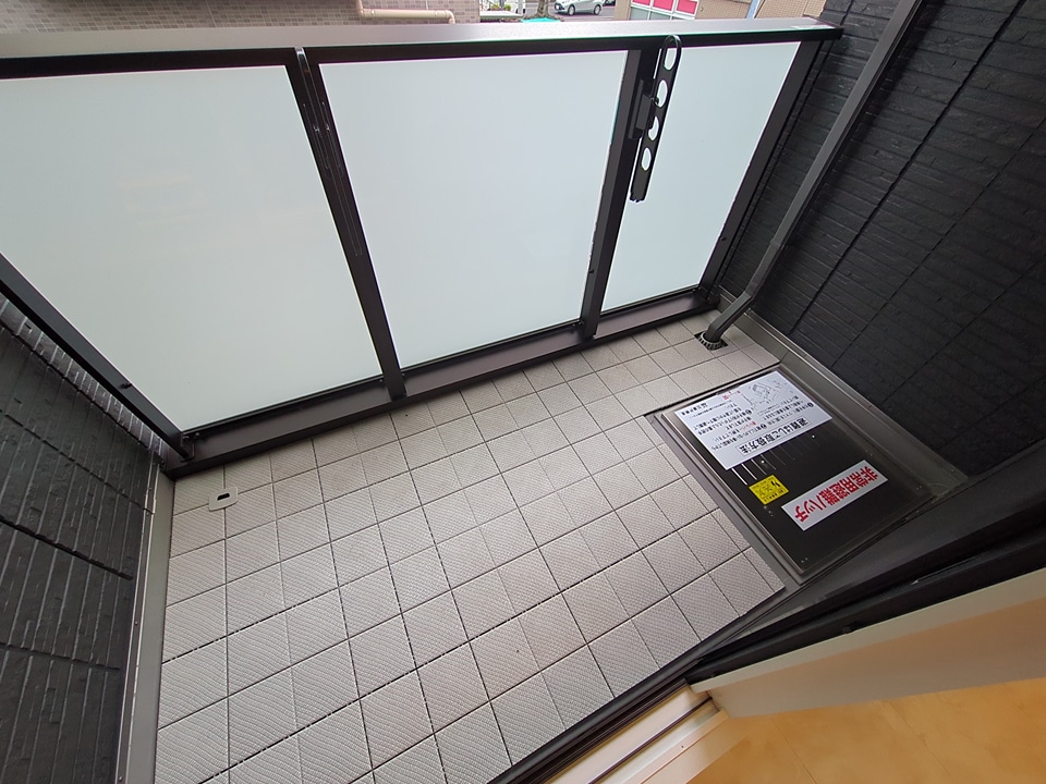 21/30 バルコニー