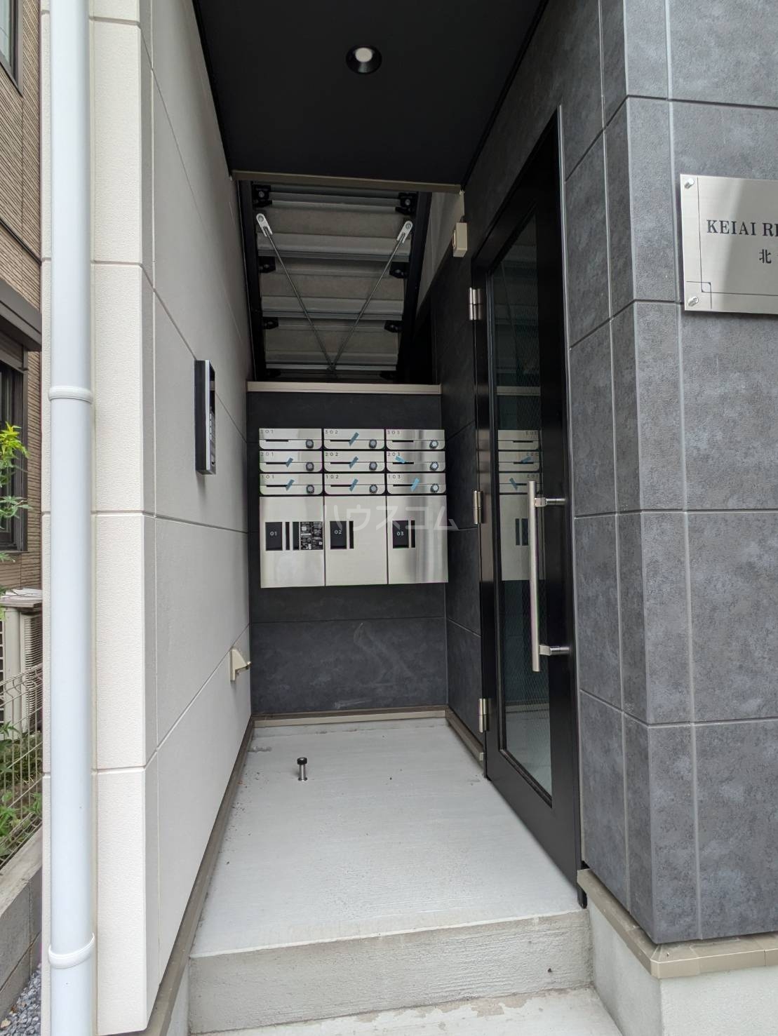 3/5 エントランス