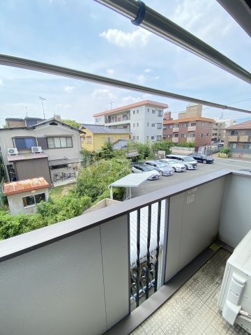 25/30 バルコニー