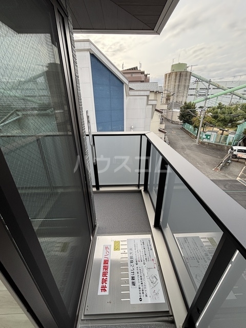 13/23 バルコニー