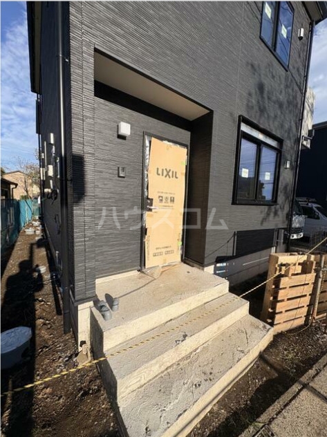 14/17 エントランス