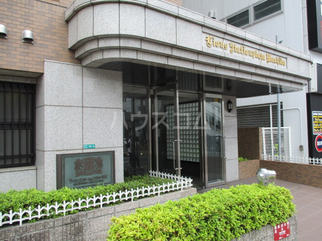 19/28 エントランス