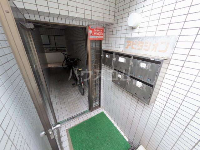 21/24 エントランス