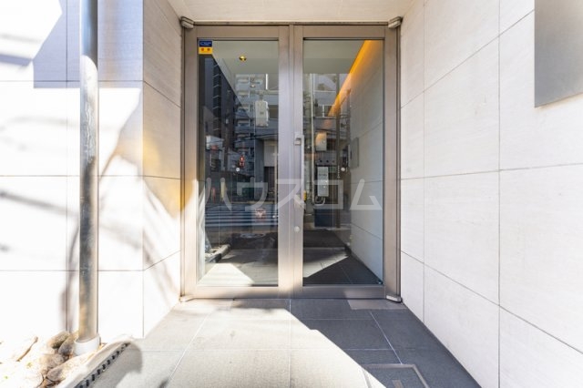 2/6 エントランス