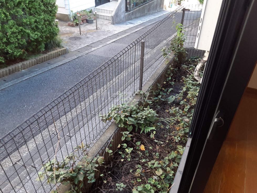 18/28 バルコニー