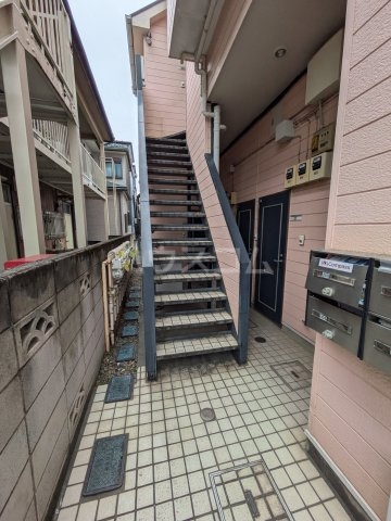 16/26 エントランス