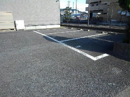 2/10 駐車場