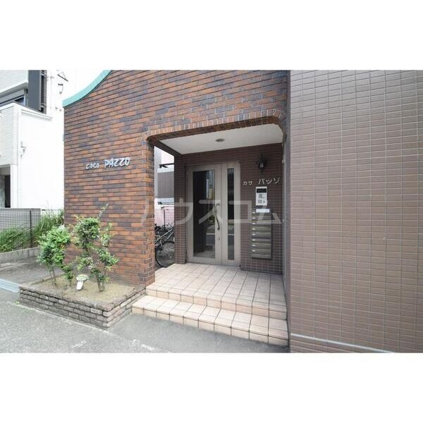 14/14 エントランス