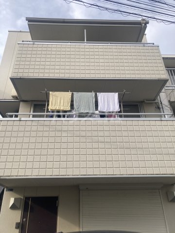 17/24 エントランス