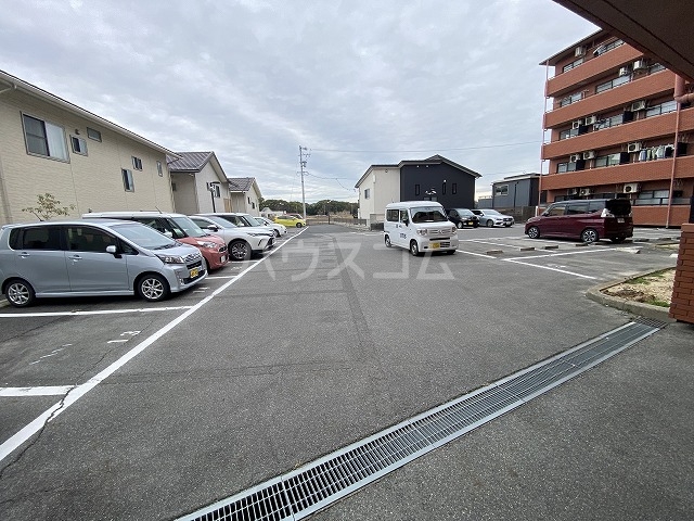 4/6 駐車場