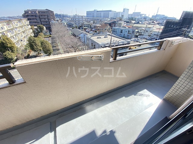 20/28 バルコニー