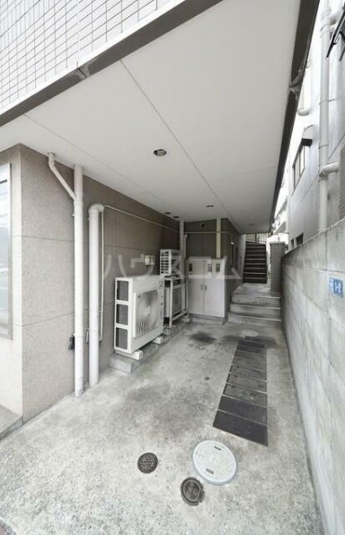 2/5 エントランス