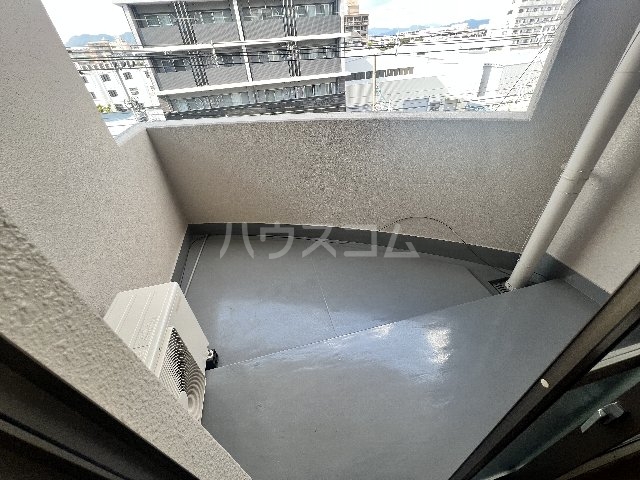 21/30 バルコニー