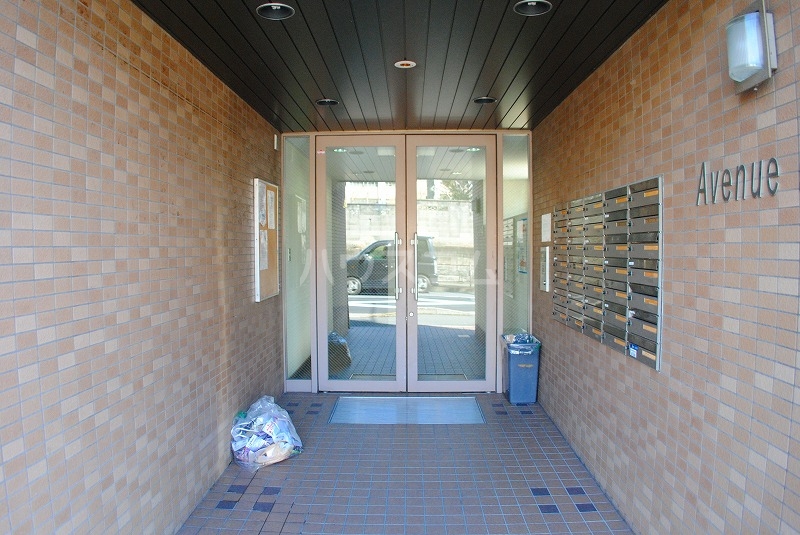 14/21 エントランス