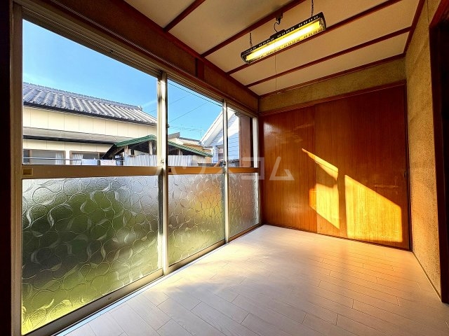 14/23 バルコニー