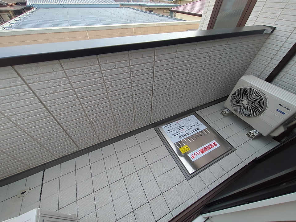 20/30 バルコニー