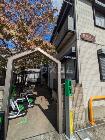 3/8 エントランス