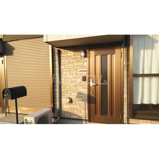 2/3 エントランス