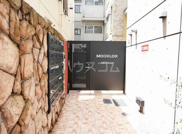 2/10 エントランス