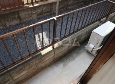 17/27 バルコニー