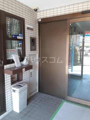 22/24 エントランス