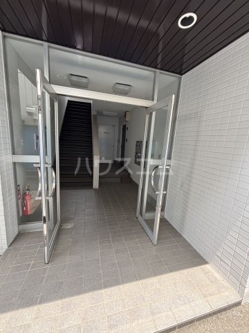 29/30 エントランス