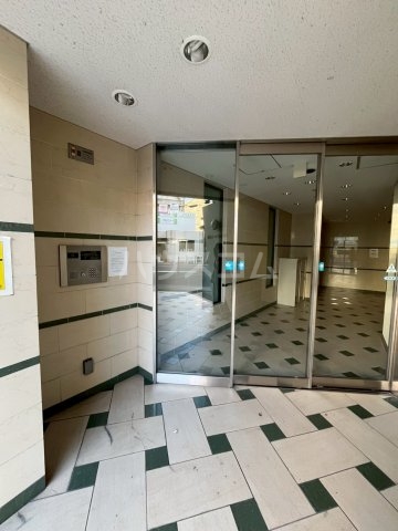 2/7 エントランス