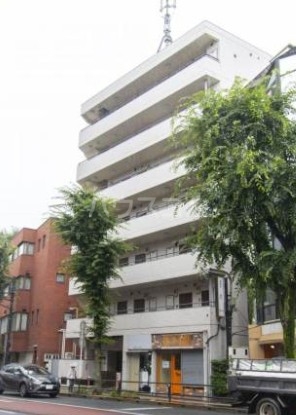 22/30 エントランス