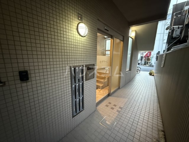 2/11 エントランス