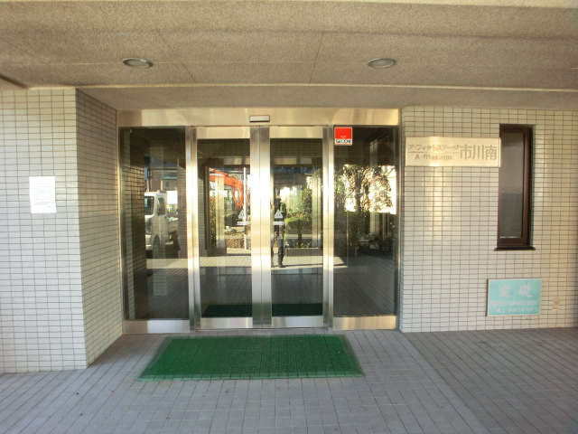 22/30 エントランス