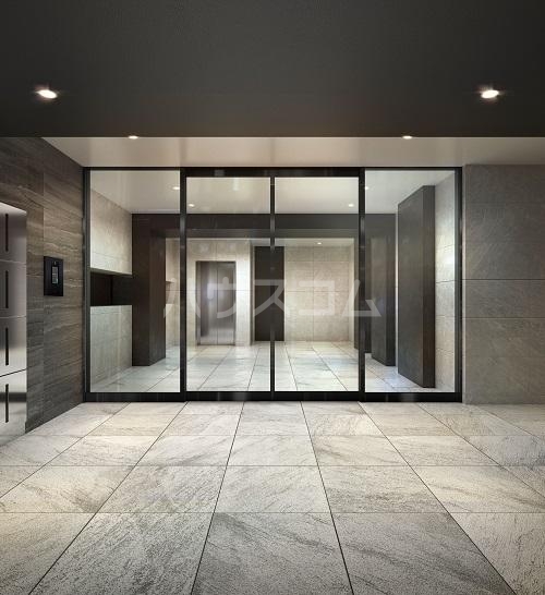 17/23 エントランス