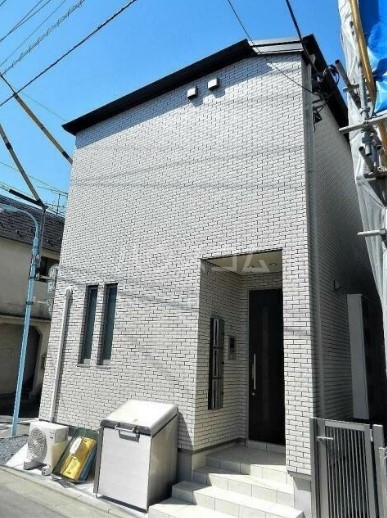 15/16 エントランス