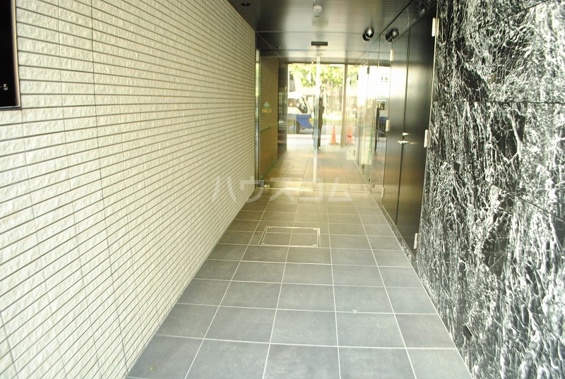 17/24 エントランス