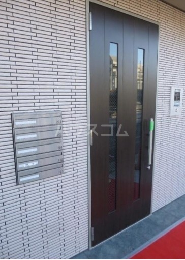 13/24 エントランス