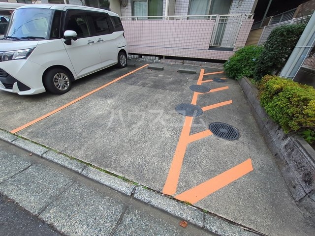 19/24 駐車場