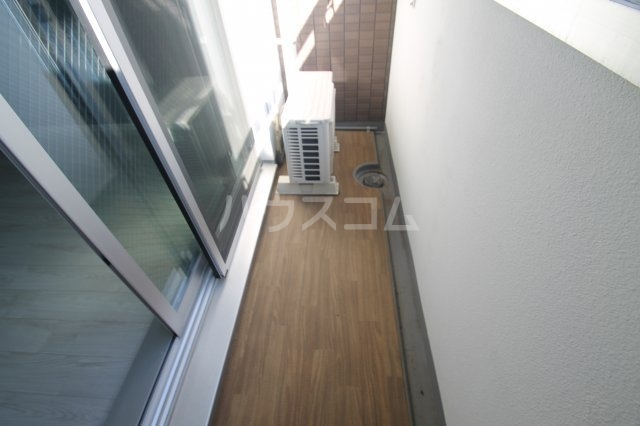 13/30 バルコニー