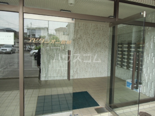 17/26 エントランス