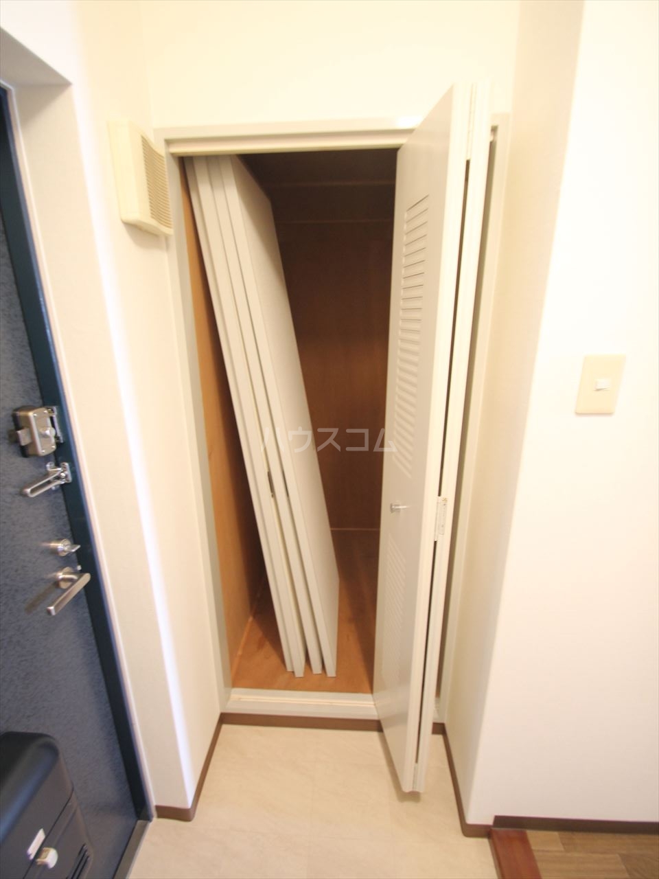 13/30 玄関
