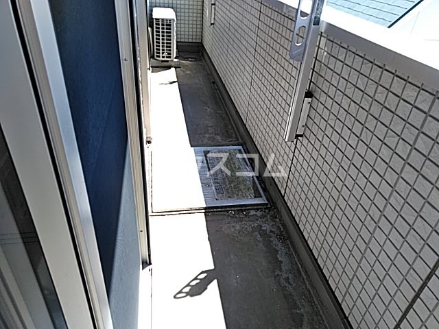 16/28 バルコニー