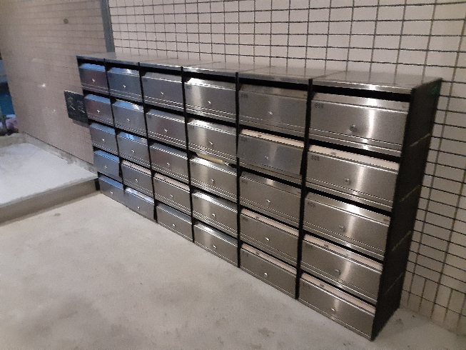 18/26 エントランス