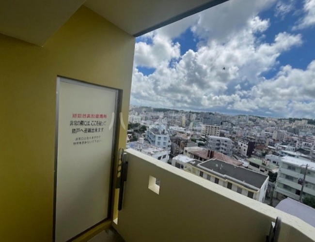 16/28 バルコニー