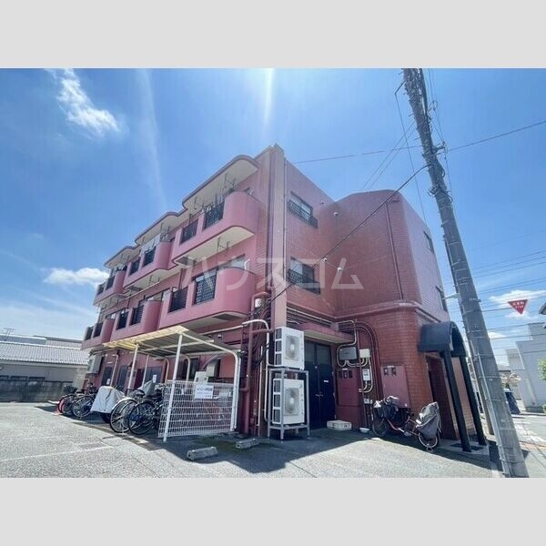 13/20 エントランス