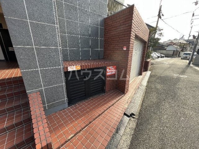 20/28 エントランス